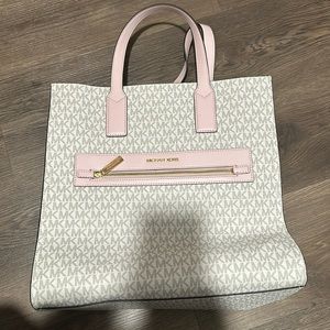 Brand new never used Michael Kors